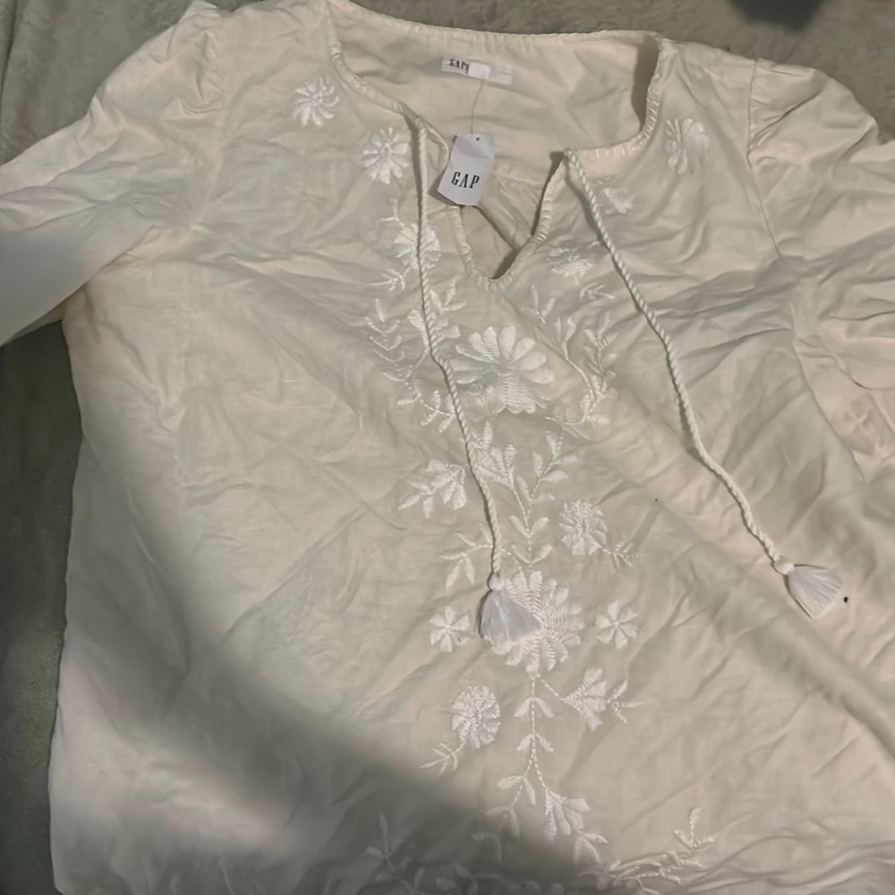 Gap shirt, light, bree sky, breathable, great for summer.